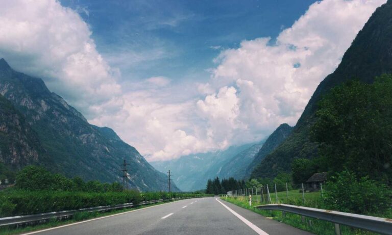 what medicine contains caffeine shmgmedicine